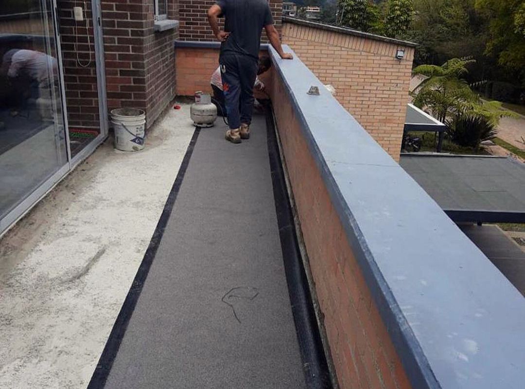 Restauración y mantenimientos