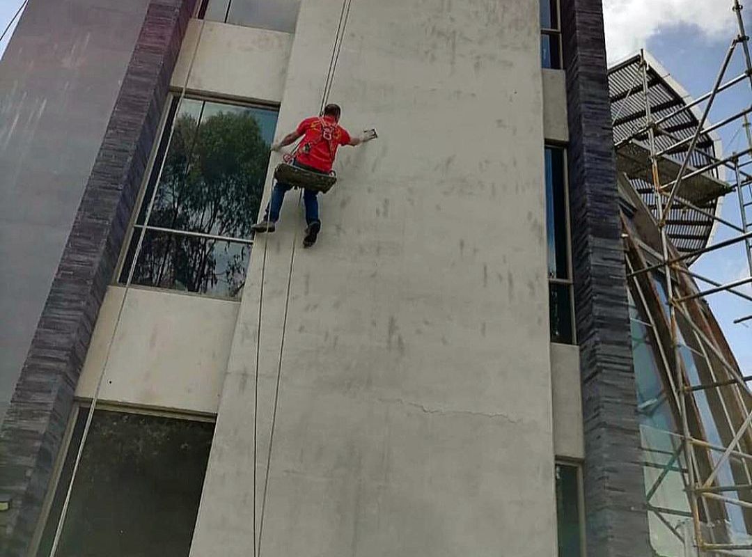 Restauración y mantenimientos